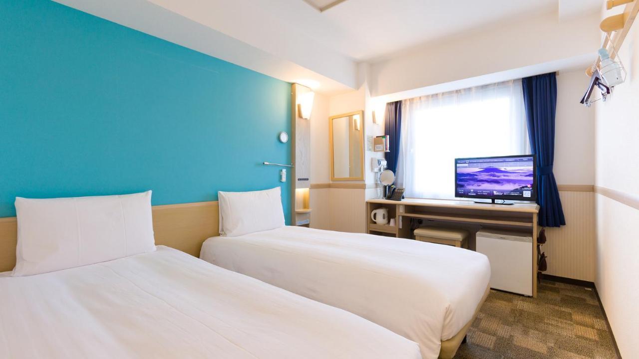 Toyoko Inn Matsudo Eki Higashi Guchi Exterior foto